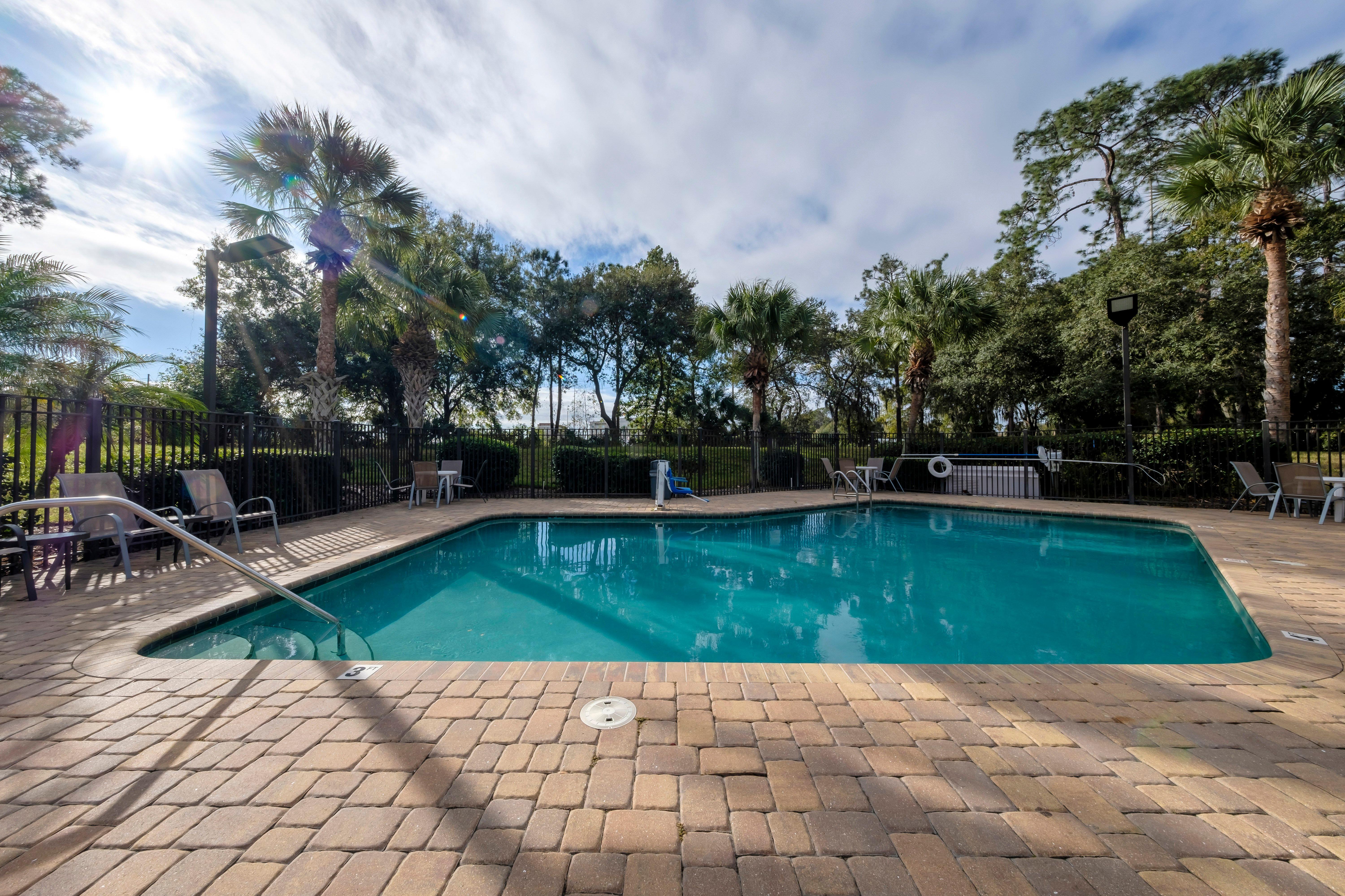 Red Roof Inn Tampa - Brandon Bagian luar foto